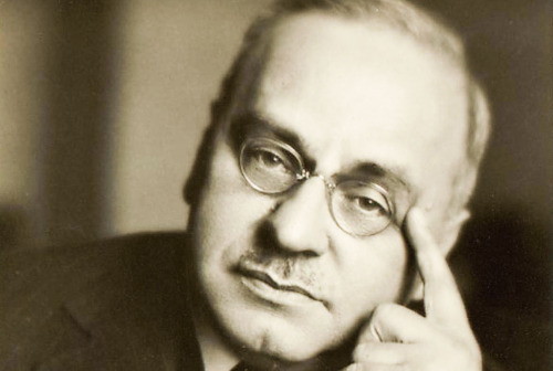 5分で分かる、成功者になるアドラー心理学「嫌われる勇気」について