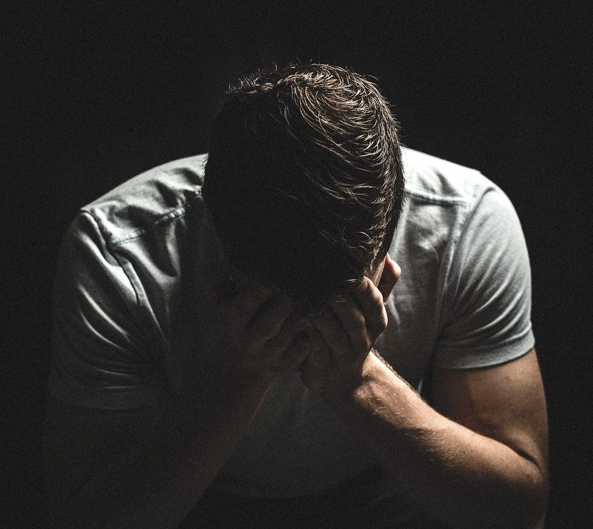 あなたも思わずしていませんか？人生を不幸にしてしまう考え方とは？